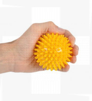 Bola de massagem c/picos 8cm amarela